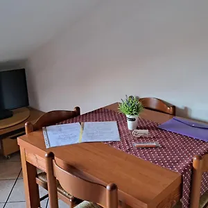 https://apt-casa-paola.it-lombardy.com